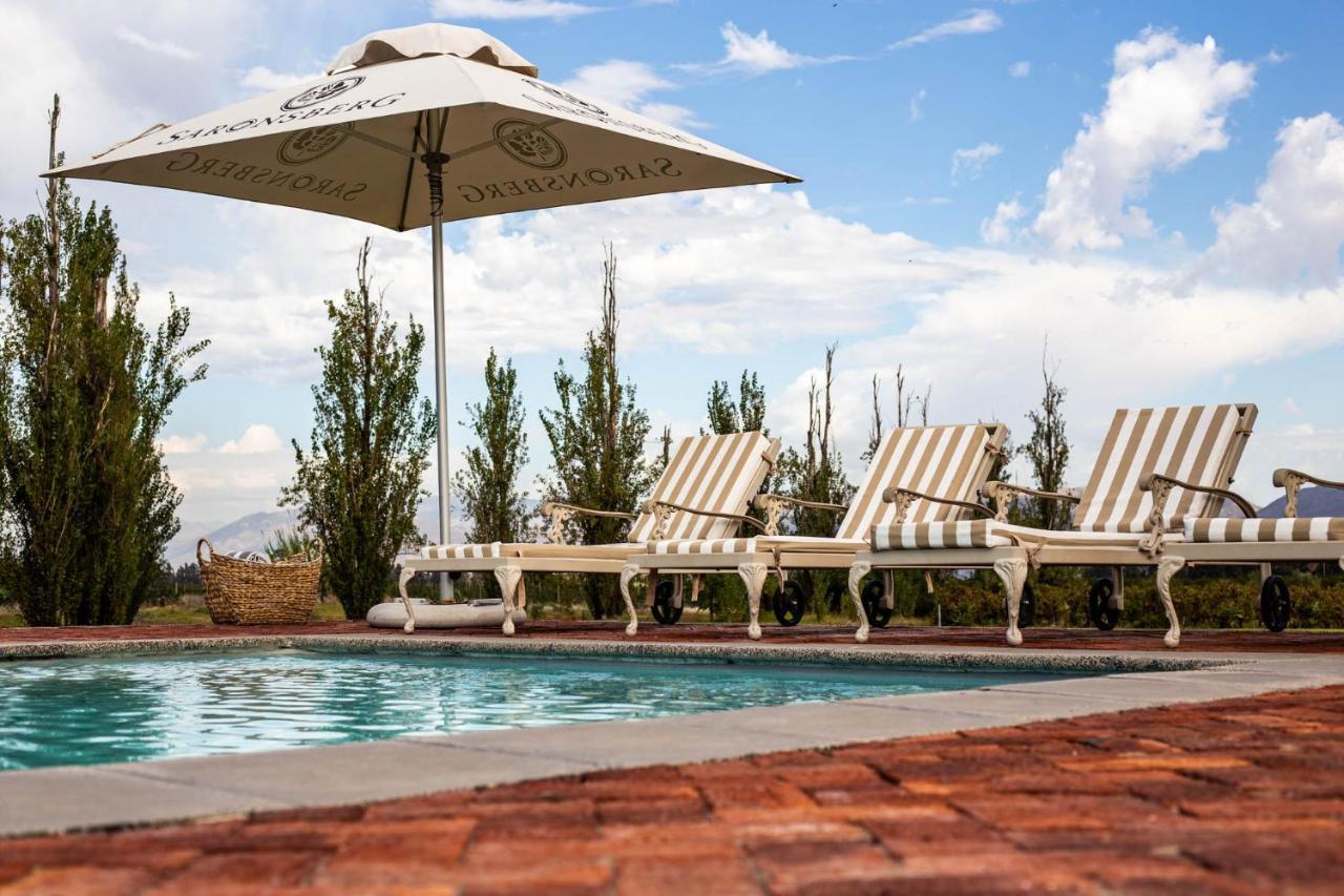 Saronsberg Vineyard Cottages Тульбах Экстерьер фото